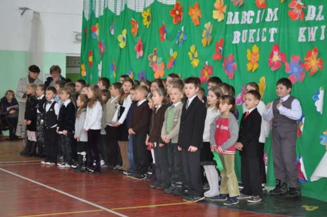 Dzień Babci i Dziadka w ZS w Tucznej