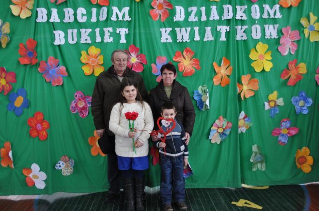 Dzień Babci i Dziadka w ZS w Tucznej