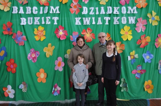 Dzień Babci i Dziadka w ZS w Tucznej