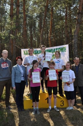 Zawody lekkoatletyczne w ZS w Tucznej