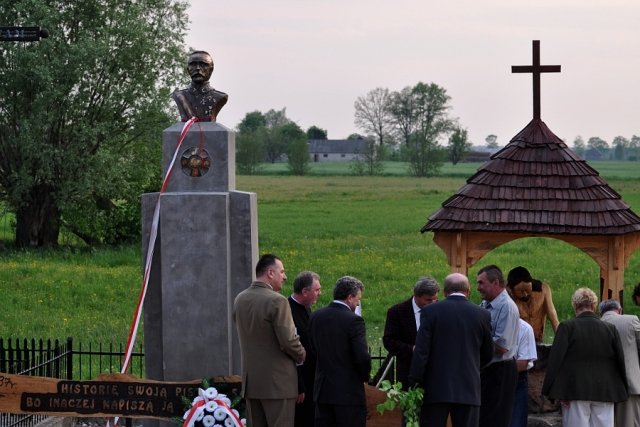 Pamięci Marszałka w Rozbitówce