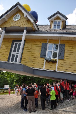 Wycieczka do Maciejowic i farmę iluzji