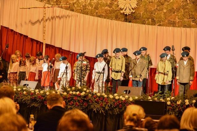 XV  Powiatowy Festiwal Pieśni Patriotycznej – Tuczna 2015