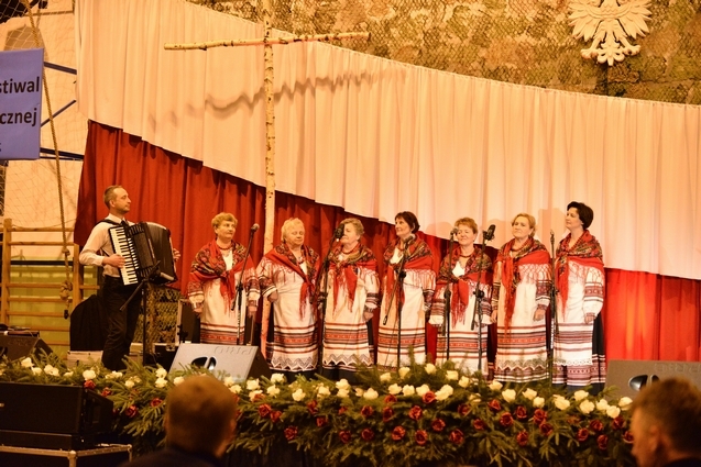 XV  Powiatowy Festiwal Pieśni Patriotycznej – Tuczna 2015